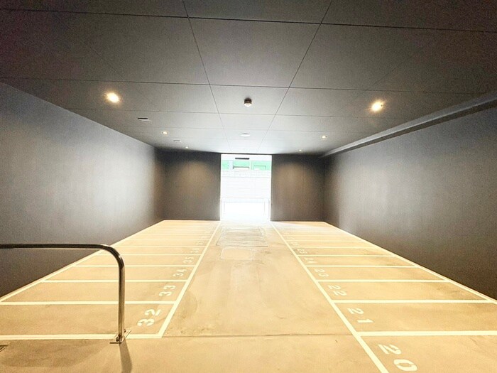 物件外観写真6　(駐輪場)