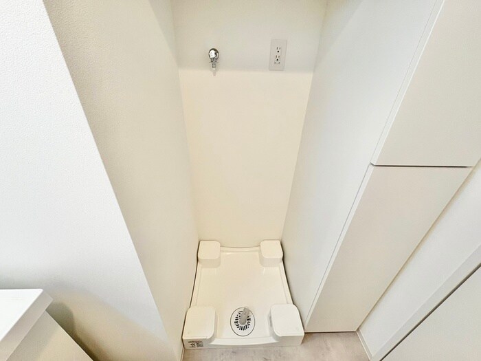 物件内観写真13　(洗濯機置場)