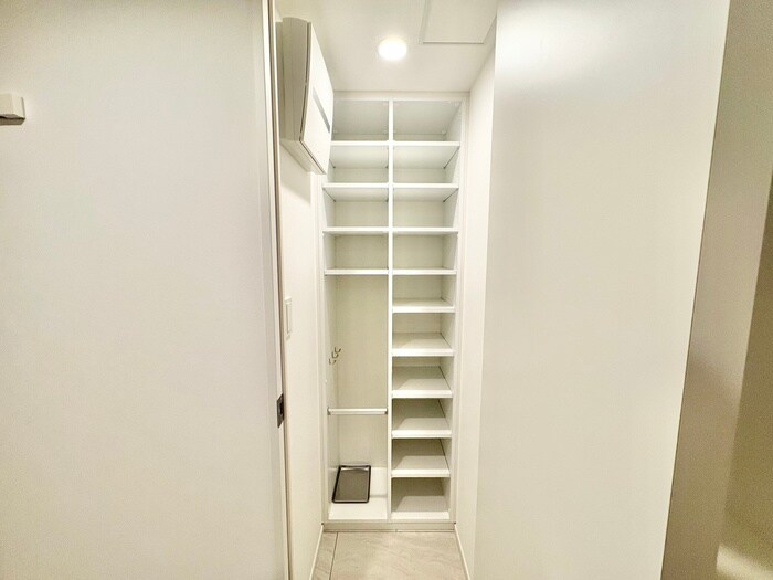 物件内観写真17　(靴箱)