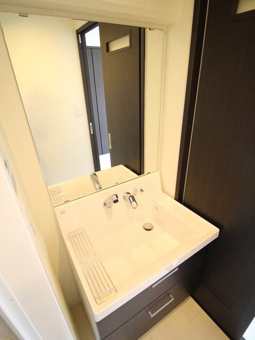 物件内観写真9　(洗面)