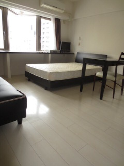 物件内観写真11　(居室)