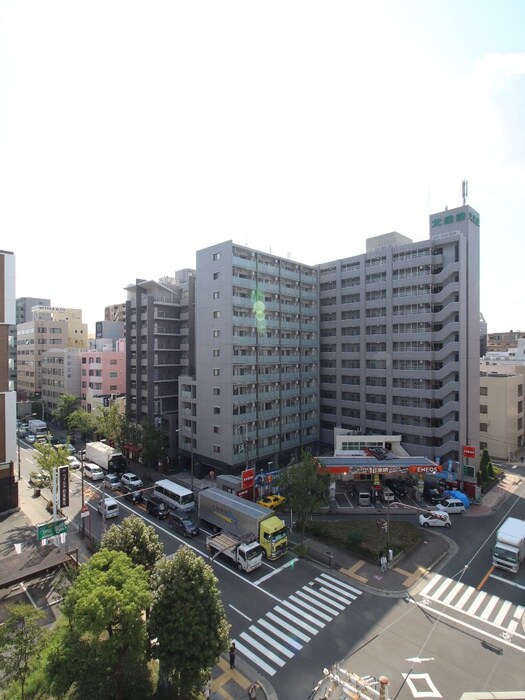 物件内観写真13　(室内からの展望)