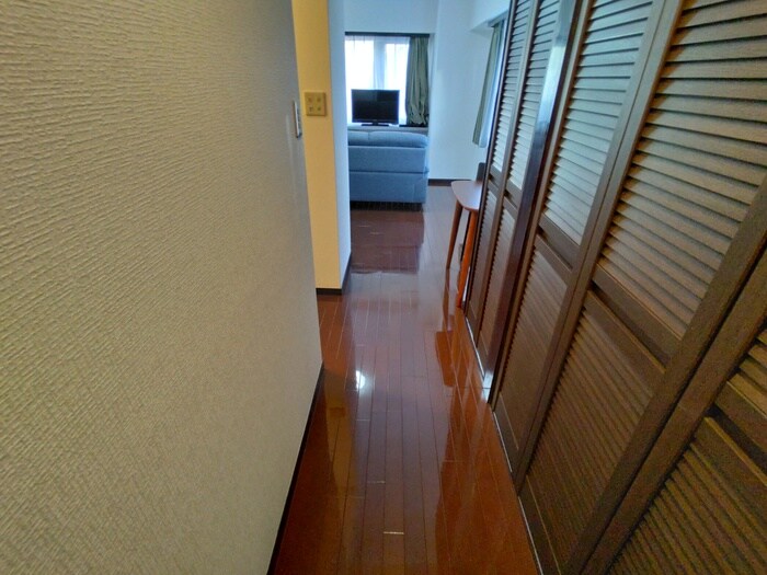 物件内観写真19　(廊下)