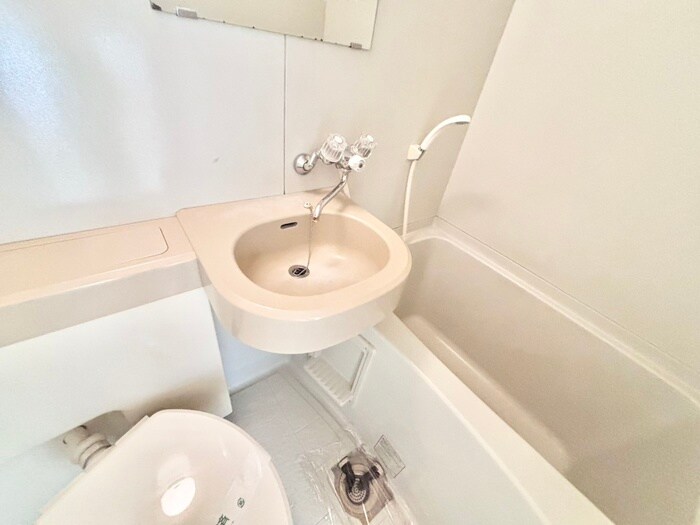 物件内観写真9　(洗面)