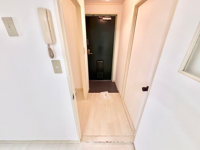 物件内観写真21　(廊下)