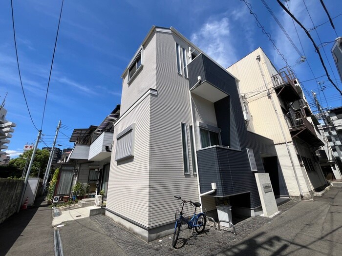 物件外観写真2　(外観写真)