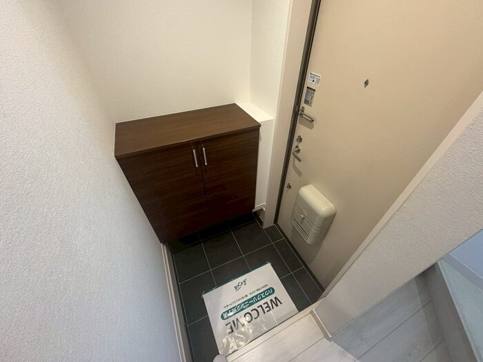物件内観写真15　(玄関)