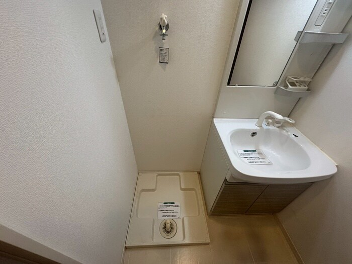 物件内観写真19　(洗濯機置場)