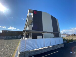 SANAEマンション外観写真