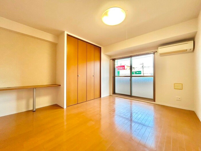 物件内観写真11　(居室)