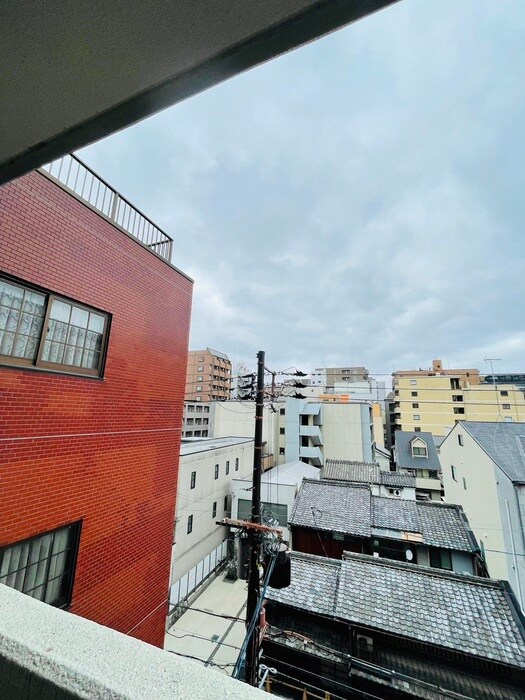 物件内観写真13　(室内からの展望)