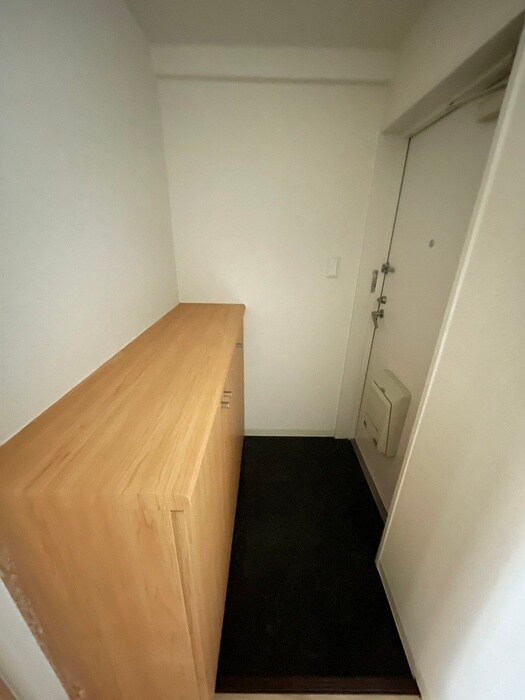 物件内観写真14　(玄関)