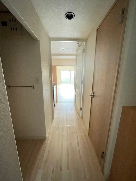 物件内観写真15　(廊下)