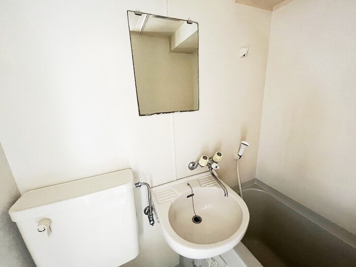 物件内観写真9　(洗面)