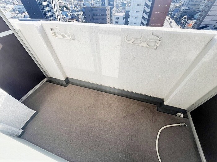 物件内観写真11　(洗濯機置場)