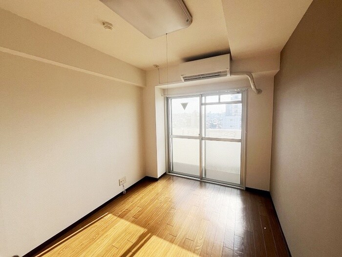 物件内観写真13　(居室)