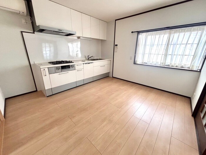 物件内観写真12　(居室)