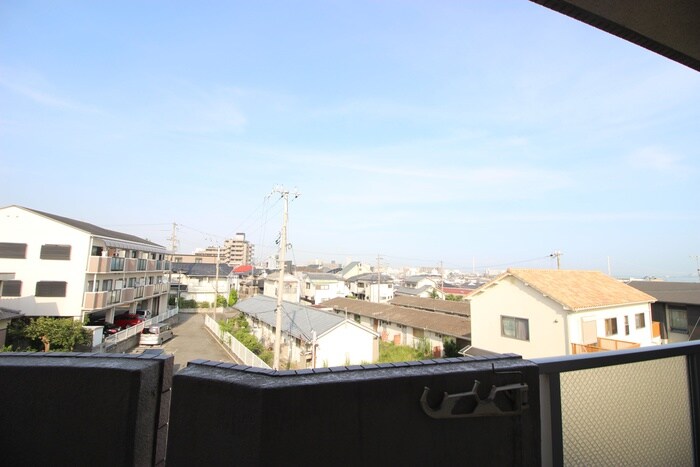 物件内観写真20　(室内からの展望)