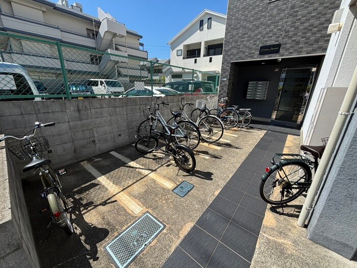 物件外観写真5　(建物設備)