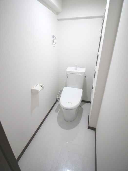 物件内観写真11　(トイレ)