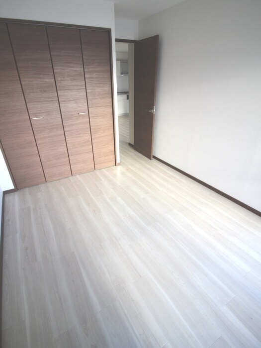 物件内観写真16　(内観写真)