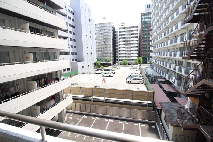 物件内観写真19　(室内からの展望)