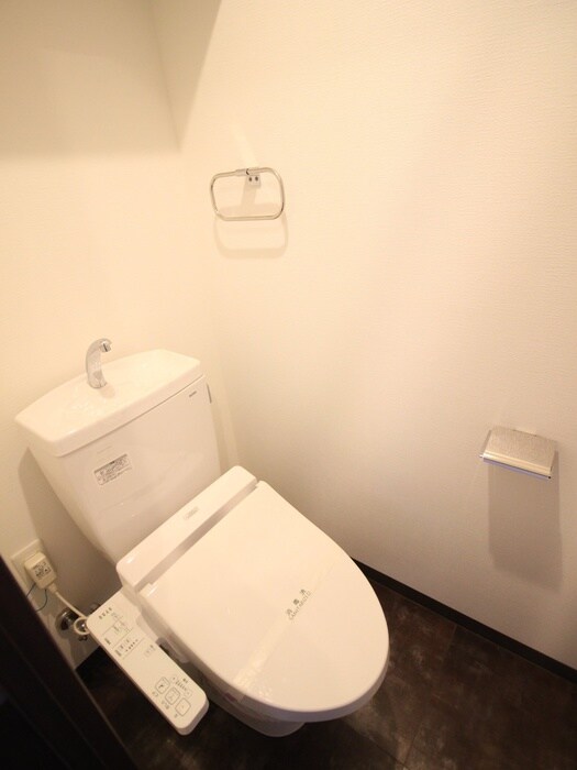 物件内観写真9　(トイレ)