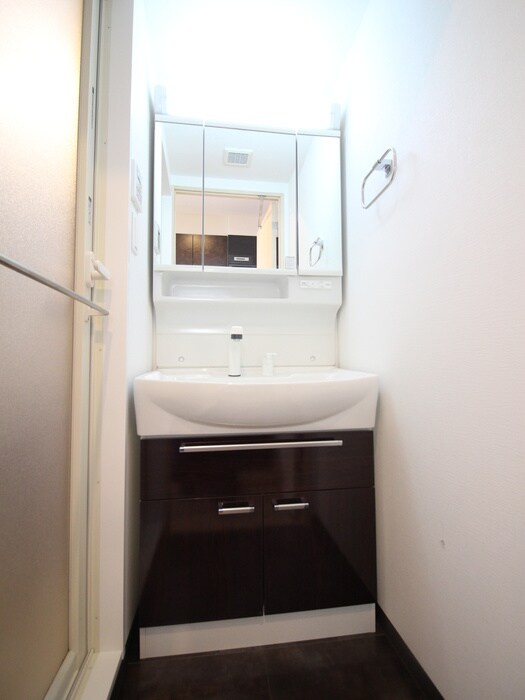 物件内観写真9　(洗面)