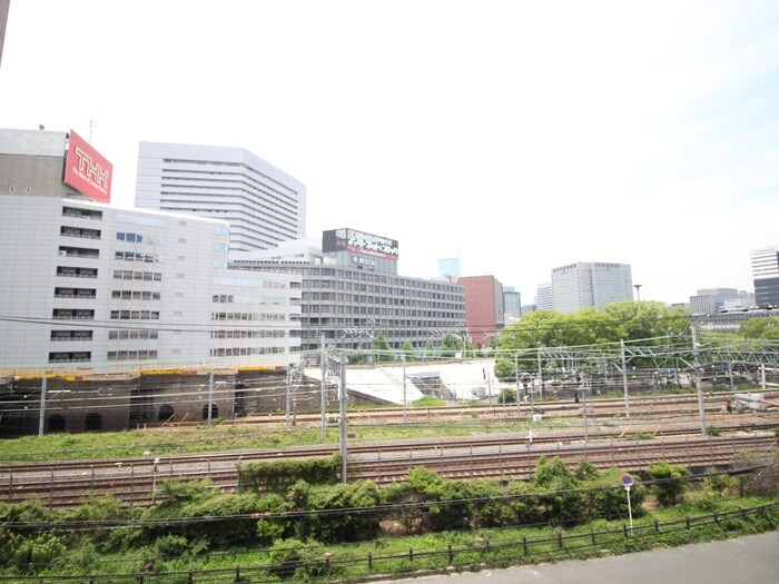 物件内観写真19　(室内からの展望)