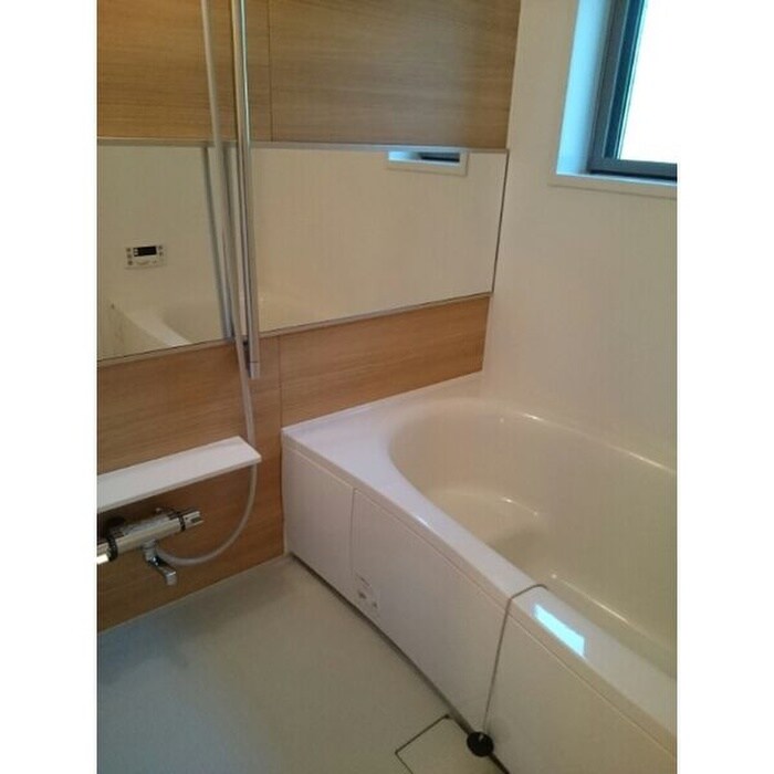 物件内観写真8　(バス／シャワールーム等)