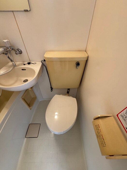 物件内観写真9　(トイレ)