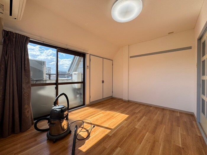 物件内観写真13　(居室)