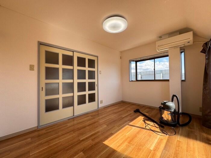物件内観写真14　(居室)