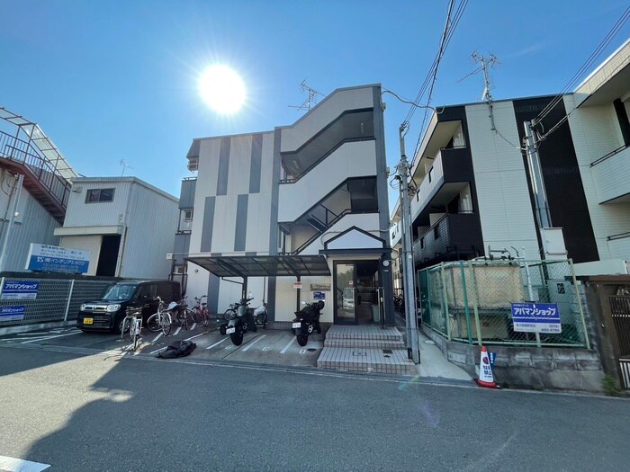 物件外観写真4　(外観写真)