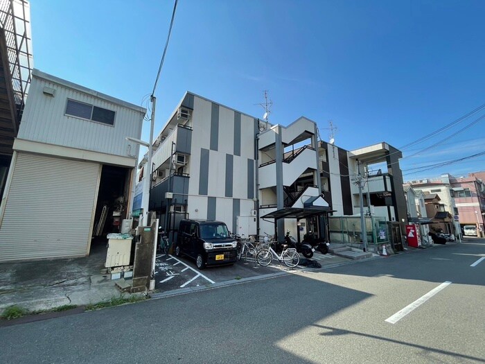 物件外観写真5　(外観写真)