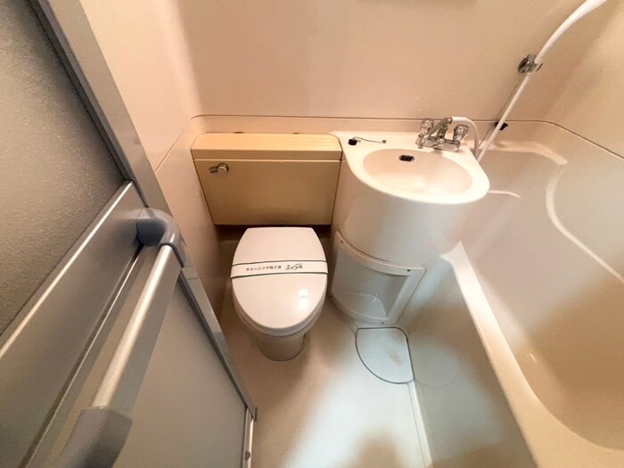 物件内観写真16　(トイレ)