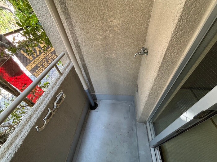 物件内観写真18　(洗濯機置場)