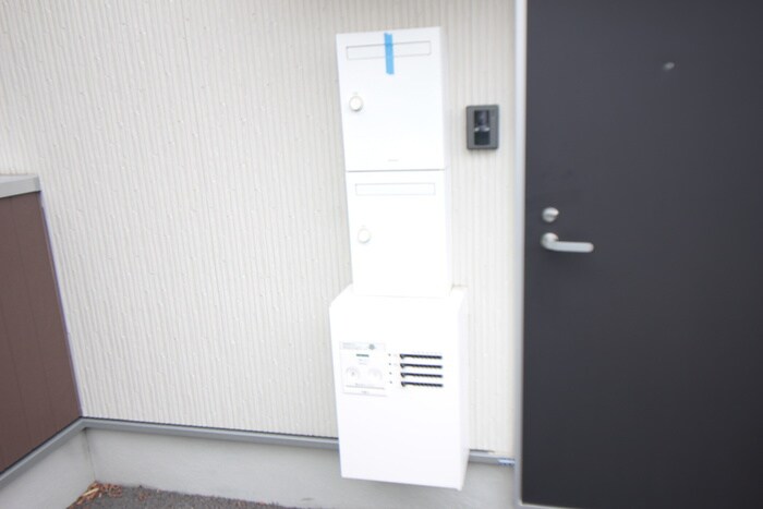 物件外観写真6　(建物設備)