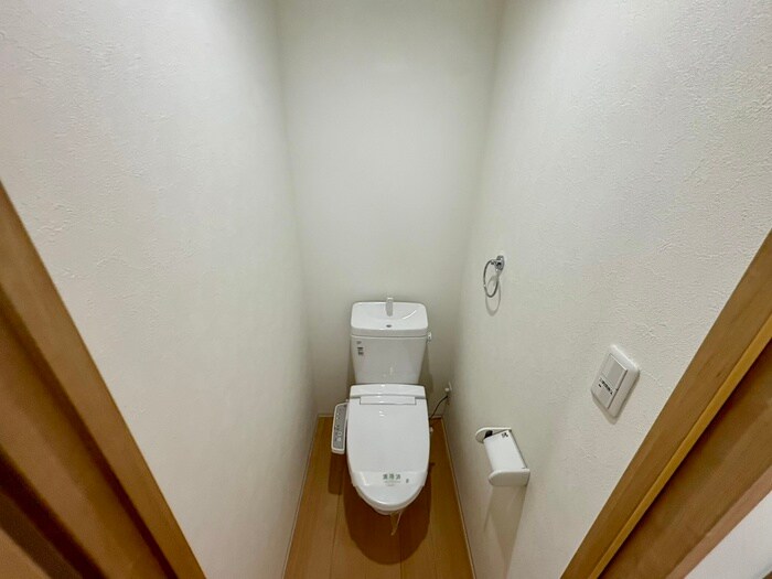 物件内観写真13　(トイレ)