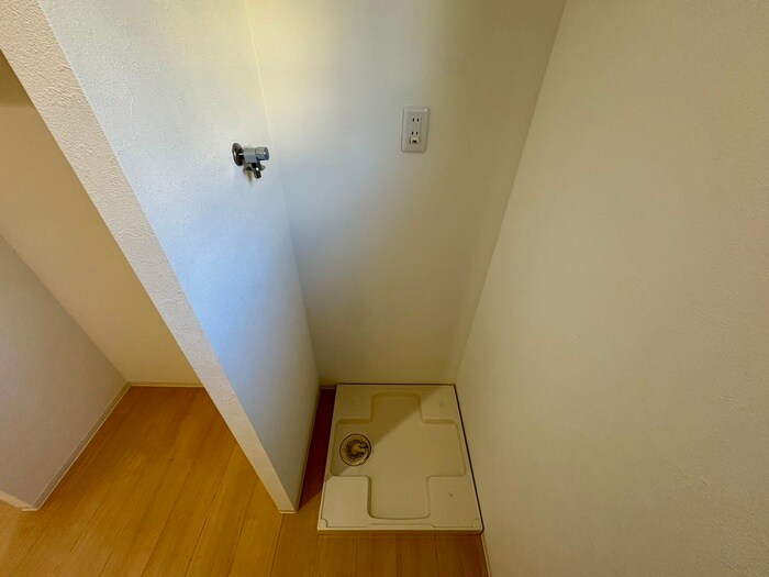 物件内観写真20　(洗濯機置場)