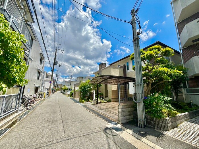 物件外観写真6　(周辺環境)