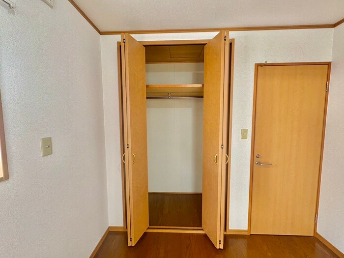 物件内観写真14　(収納)