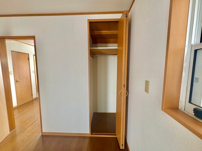 物件内観写真15　(収納)