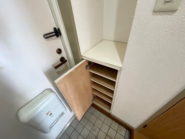 靴箱
