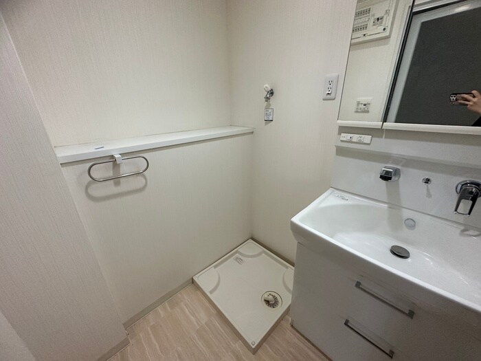 物件内観写真10　(洗濯機置場)