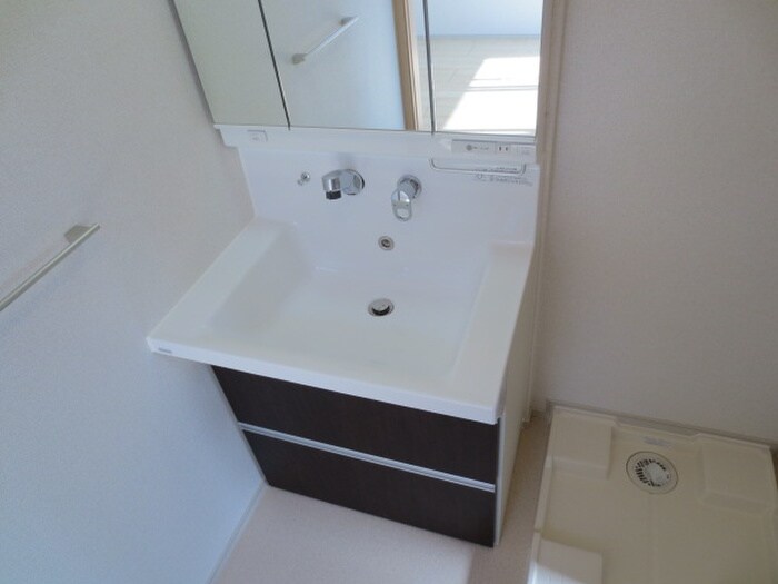 物件内観写真22　(洗濯機置場)