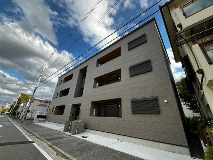 物件外観写真1　(外観写真)