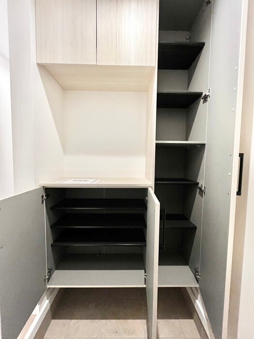 物件内観写真20　(靴箱)