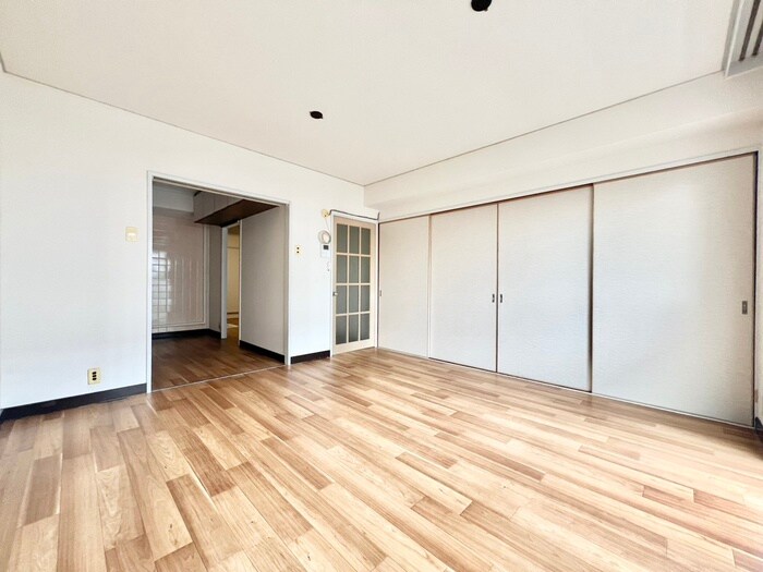 守山駅前東住宅Ⅰ-203号の居室