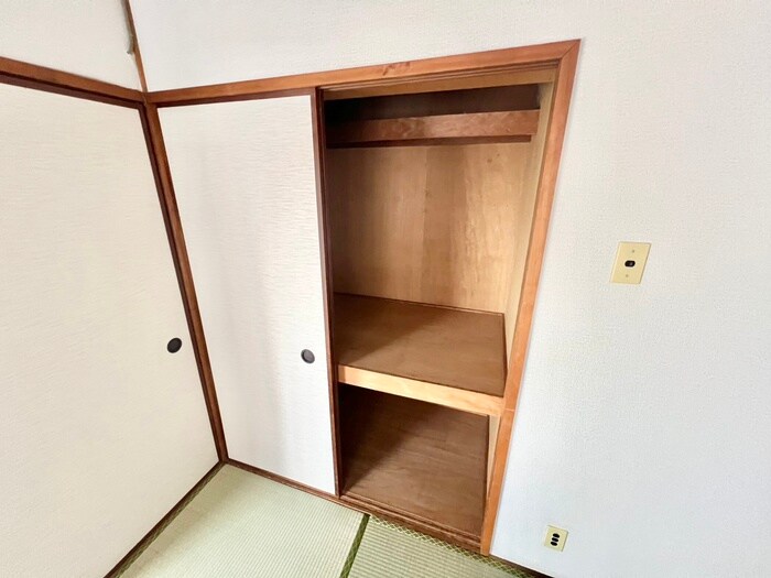 守山駅前東住宅Ⅰ-203号の収納